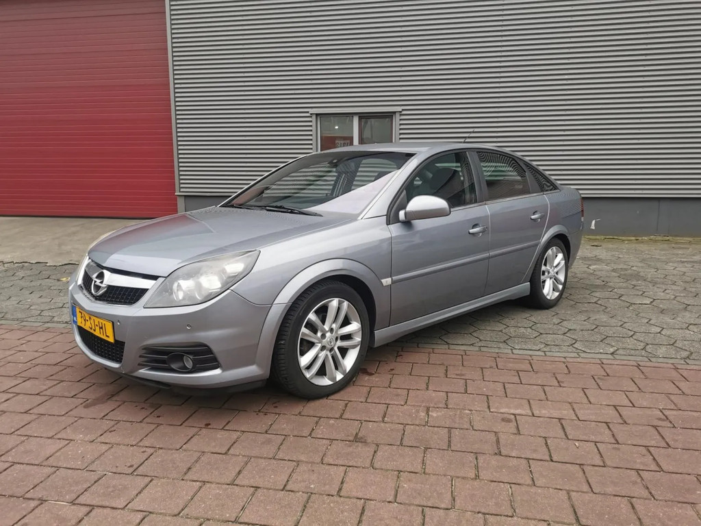 Opel Vectra bij carhotspot.nl