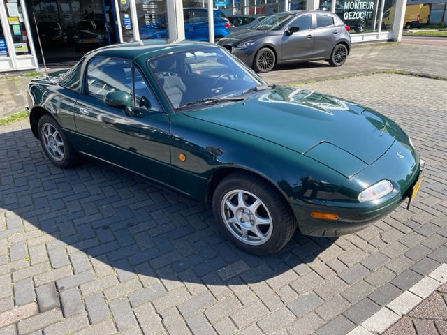Mazda MX-5 bij carhotspot.nl