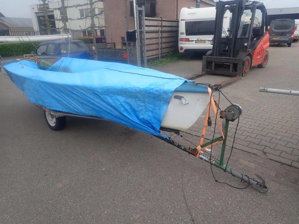 te koop aangeboden zeilboot incl trailer bij carhotspot.nl