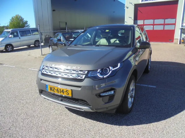 Land Rover Discovery Sport bij carhotspot.nl