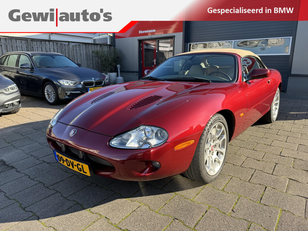 Jaguar XKR bij carhotspot.nl