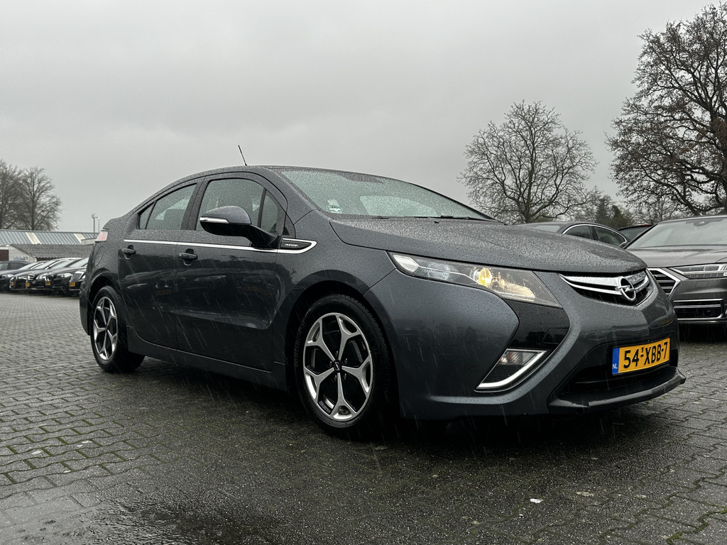 Opel Ampera bij carhotspot.nl
