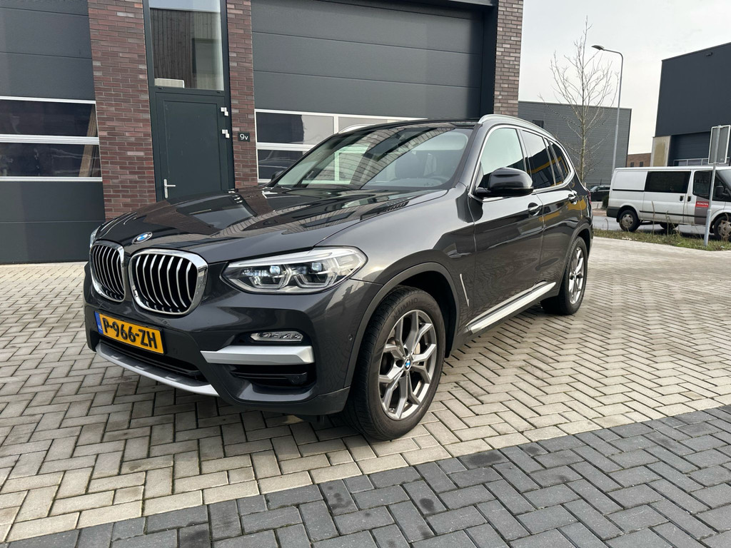 BMW X3 bij carhotspot.nl