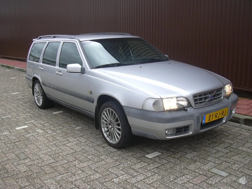 Volvo V70 bij carhotspot.nl