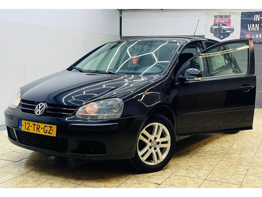 Volkswagen Golf bij carhotspot.nl