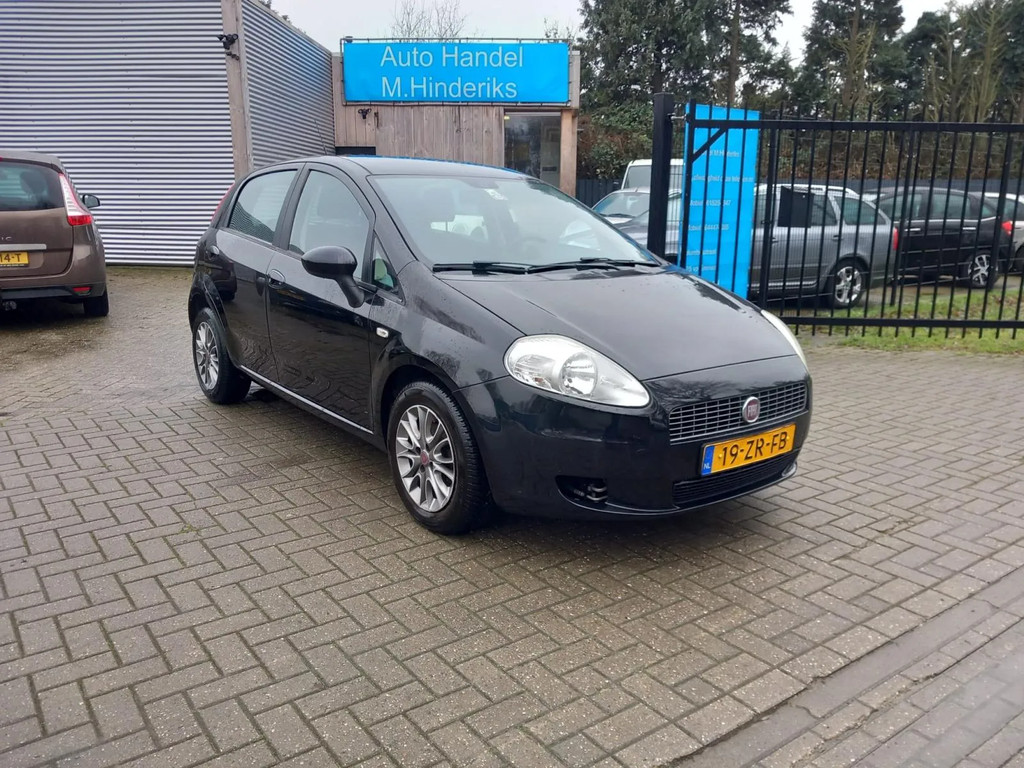 Fiat Punto bij carhotspot.nl