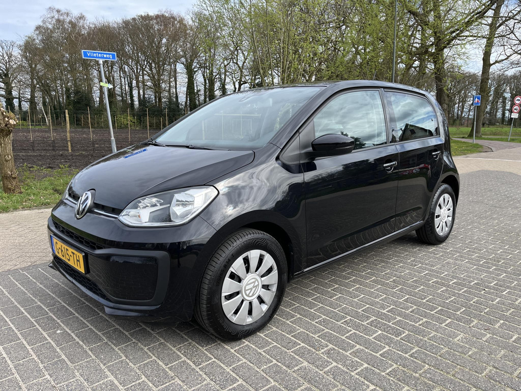 Volkswagen-up!--Carhotspot-lease.nl