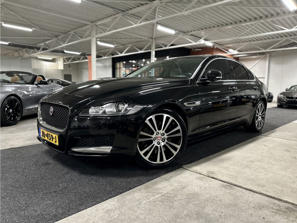 Jaguar XF bij carhotspot.nl