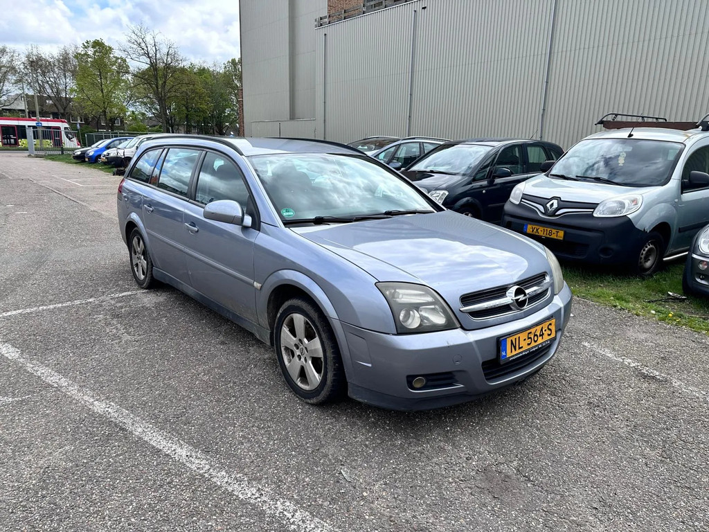 Opel Vectra Station Wagon bij carhotspot.nl