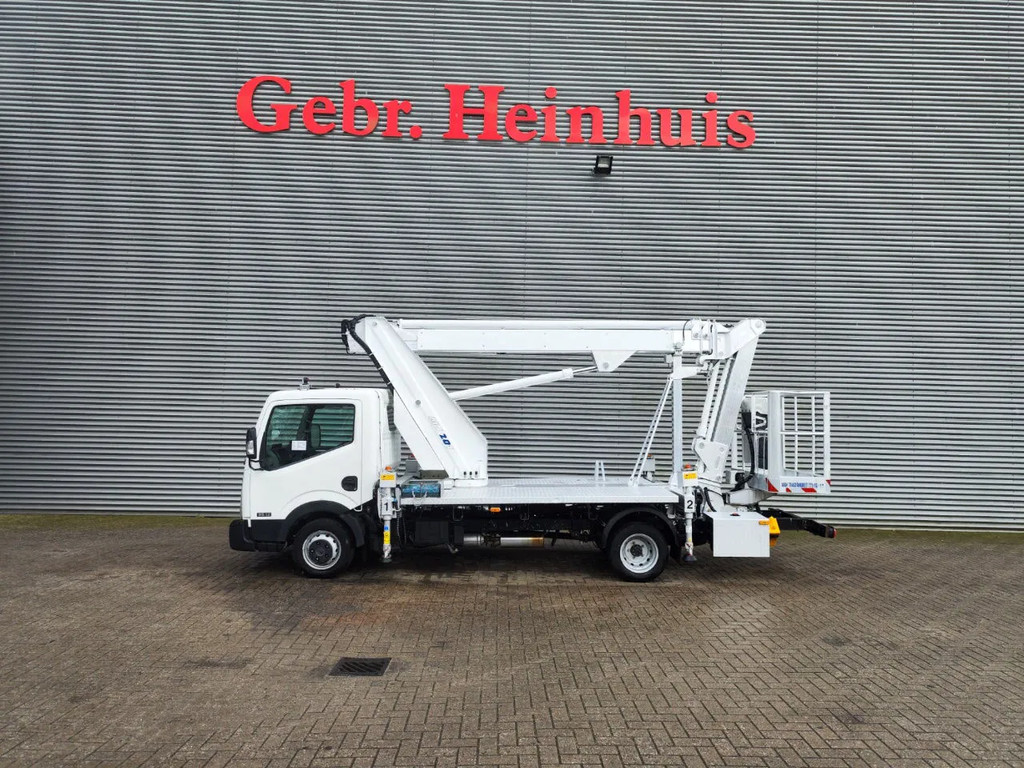 Nissan-Cabstar-financiallease.expert