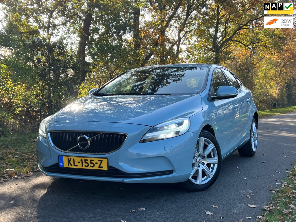Volvo-V40-financiallease.expert