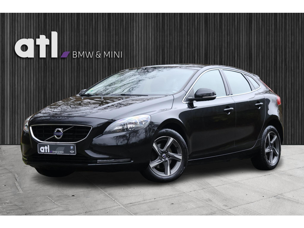 Volvo-V40-financiallease.expert