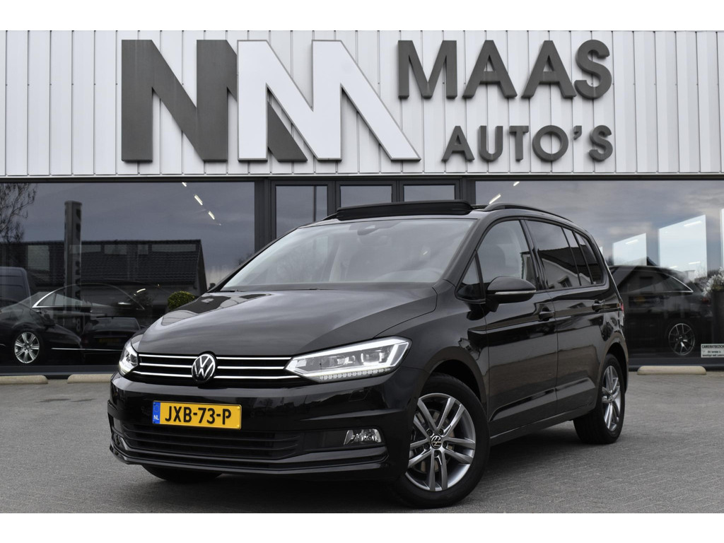 Volkswagen-Touran-financiallease.expert