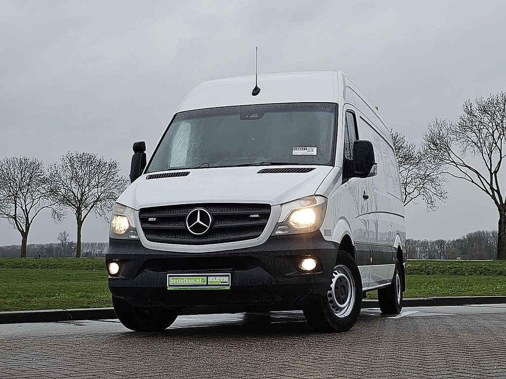 Mercedes-Benz-Sprinter-financiallease.expert