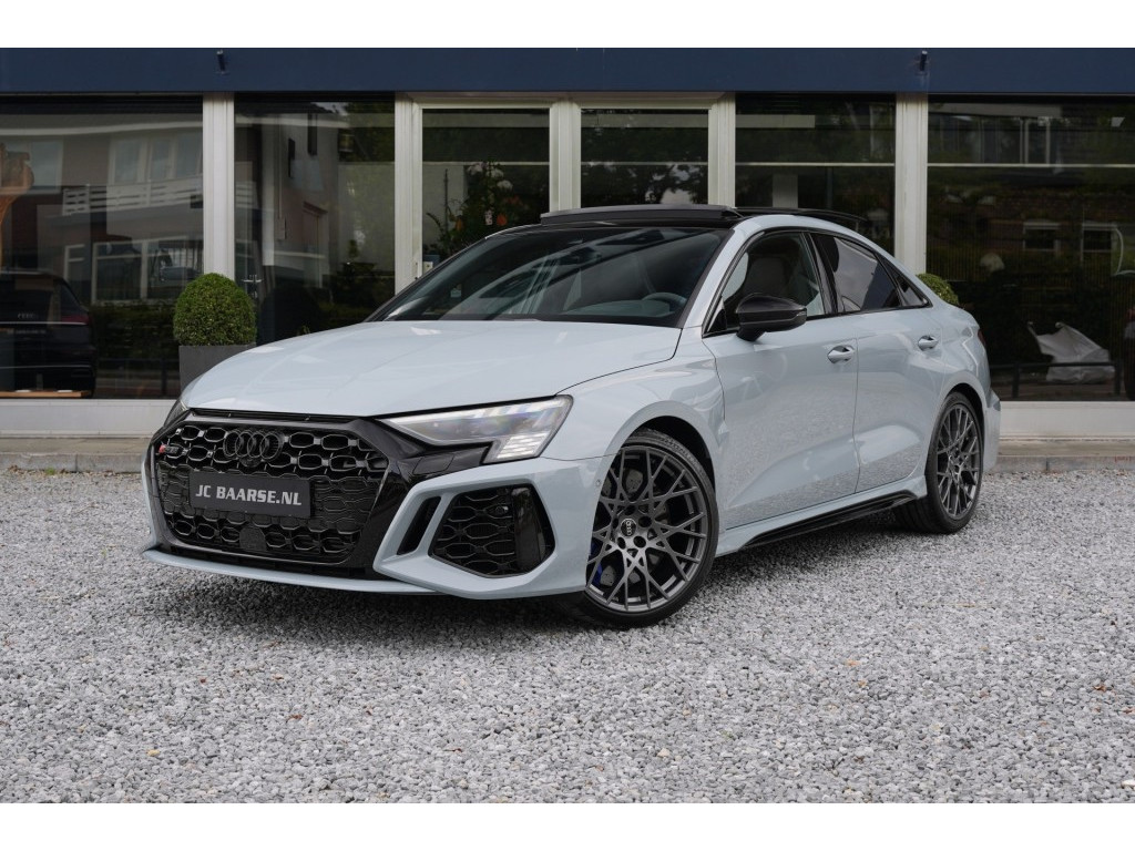 Audi-RS3-financiallease.expert